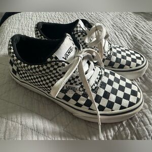 Youth checkered vans sz 2